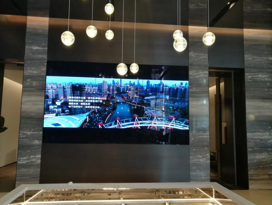 55寸拼接展示墙.jpg