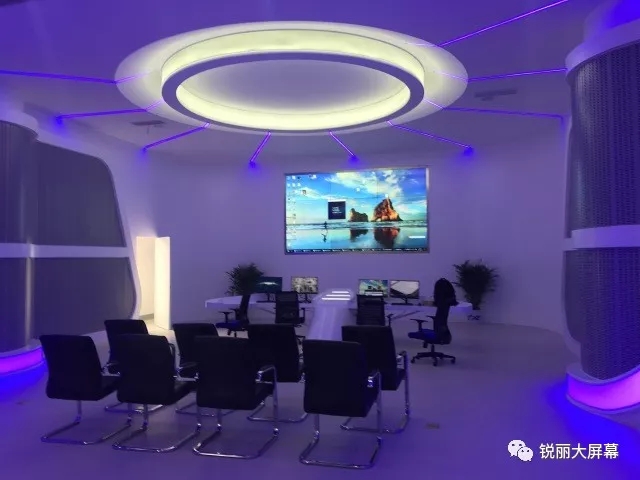 南京某企业展厅55寸.jpg